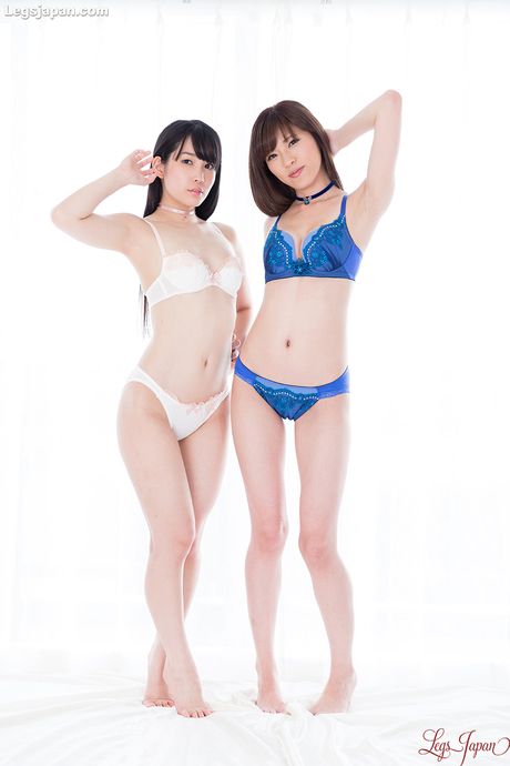 Lesbian teenagers Yurikawa Sara & Kasugano Yui licking each others pussies